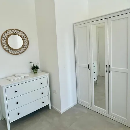 Poetto House-ausonia Apartmán